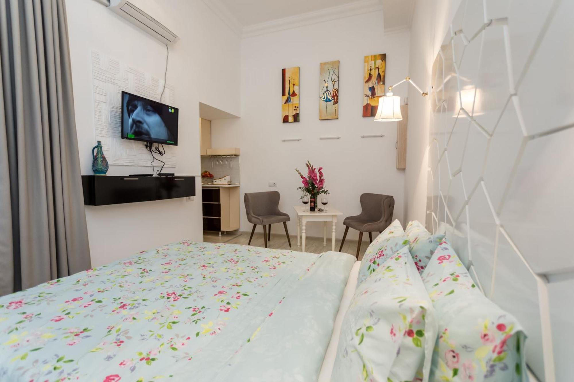 Old Tbilisi Trio Apartments Extérieur photo